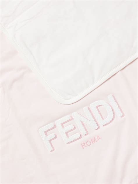 copertina fendi rosa|Amazon.it: Fendi.